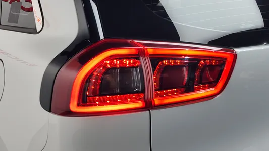 Kia Niro 2017 23