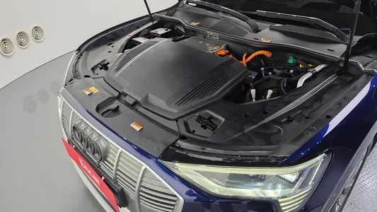 Audi e- 55 2021 6