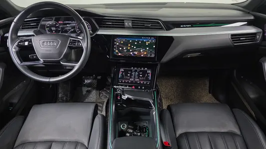 Audi e- 55 2021 7