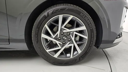 Hyundai (GN7) 2024 21