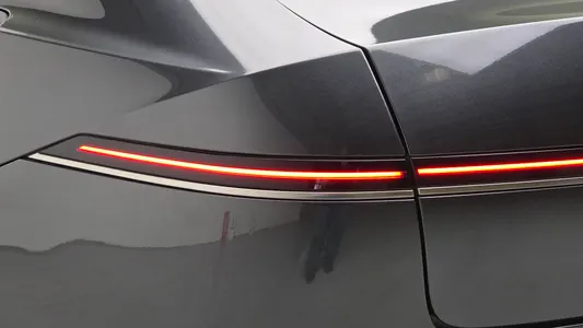 Hyundai (GN7) 2024 23