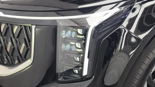 Kia 4 HEV 9 2025 22