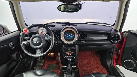 MINI S 2011 7