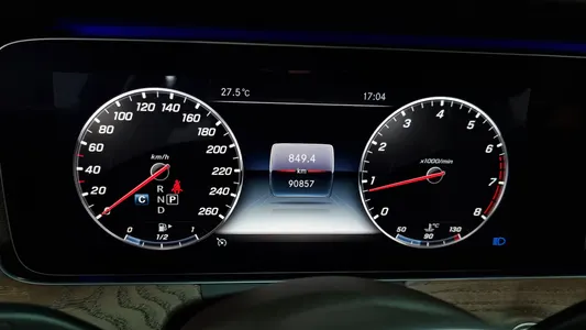 Mercedes-Benz E-Class W213 E300 4MATIC 2019 8