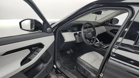 Land Rover 2 P250 SE 2024 10