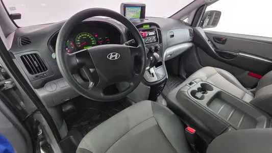 Hyundai Grand Starex 2011 7