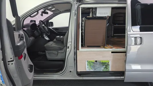 Hyundai Grand Starex 2011 15