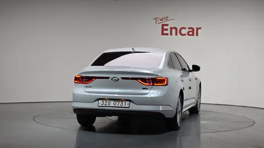 Renault Korea SM6 2.0 GDe SE 2016 4