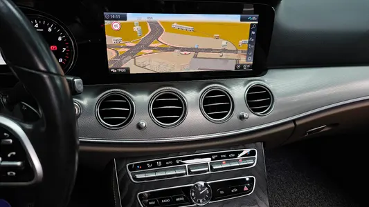 Mercedes-Benz E-Class W213 E250 2020 14