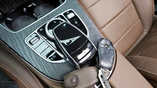 Mercedes-Benz E-Class W213 E250 2020 18