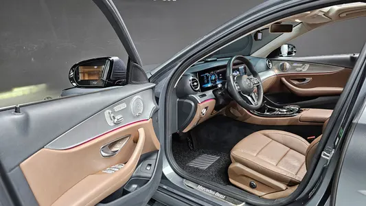 Mercedes-Benz E-Class W213 E300 AMG Line 2019 11