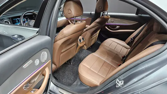 Mercedes-Benz E-Class W213 E300 AMG Line 2019 12