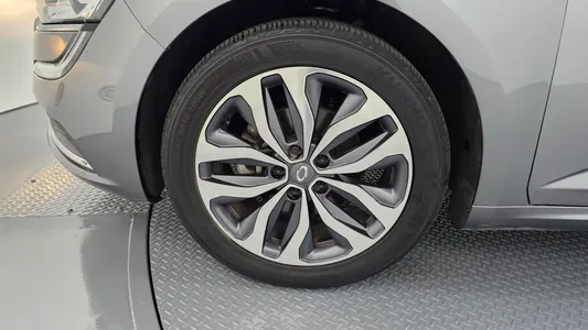 Renault Korea SM6 2.0 GDe LE 2017 5