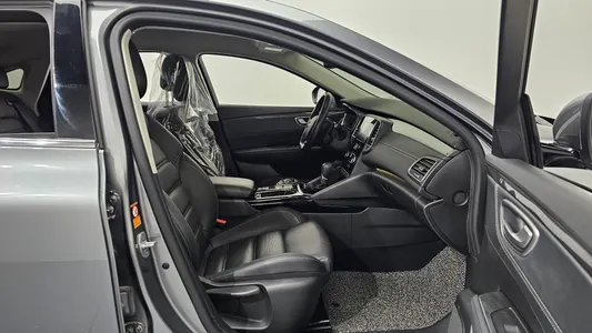 Renault Korea SM6 2.0 GDe LE 2017 10
