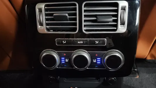 Land Rover 4 4.4 SDV8 AB 2015 19
