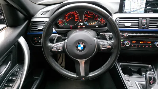 BMW 3 Series (F30) 320d M 2015 13