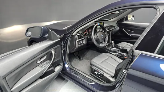 BMW 3 Series GT (F34) GT 320d 2016 10