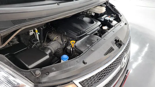 Hyundai Grand Starex 5 2015 6