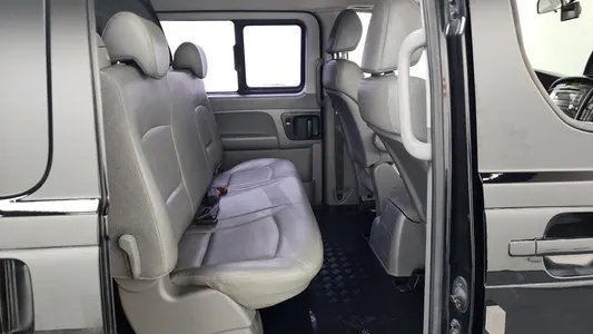 Hyundai Grand Starex 5 2015 12
