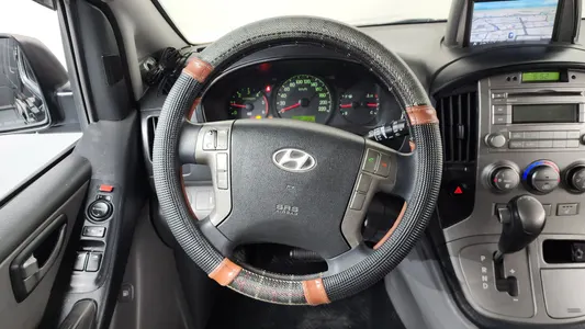 Hyundai Grand Starex 5 2015 13