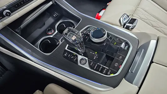 BMW X7 (G07) xDrive 40i 7 2021 9