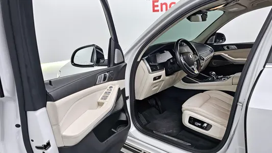 BMW X7 (G07) xDrive 40i 7 2021 10