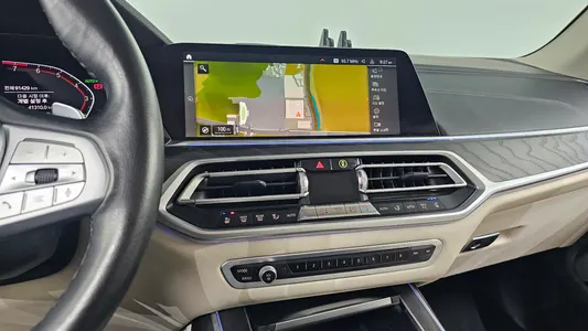 BMW X7 (G07) xDrive 40i 7 2021 17
