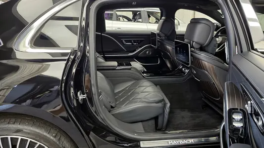 Mercedes-Benz S-Class W223 S680 4MATIC 2023 12