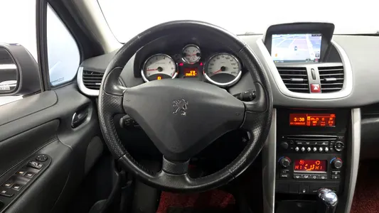 Peugeot 207GT 1.6 2011 13