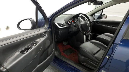 Peugeot 207GT 1.6 2011 10