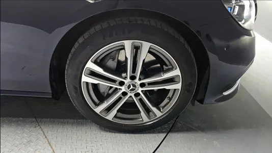Mercedes-Benz E-Class W213 E350 4MATIC 2022 5