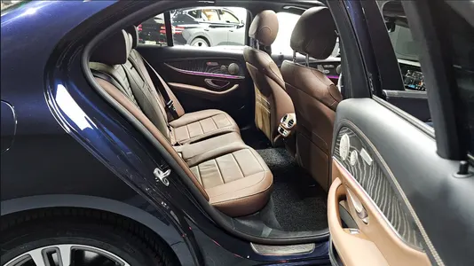Mercedes-Benz E-Class W213 E350 4MATIC 2022 12