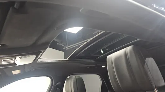 Land Rover 레인지로버 벨라 3.0 P400 HSE 2024 18