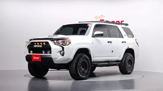 Toyota 4Runner V6 4WD SR5 2015