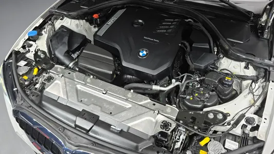 BMW 3 Series (G20) 320i M 2022 6