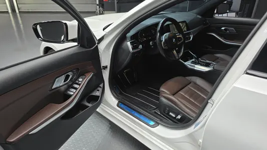 BMW 3 Series (G20) 320i M 2022 11