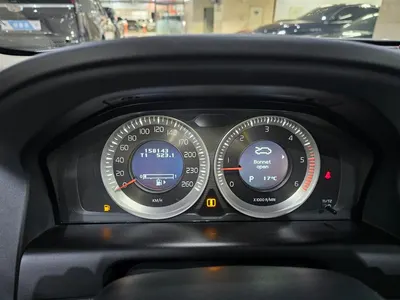 Volvo XC60 D4 2013 6