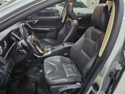 Volvo XC60 D4 2013 15