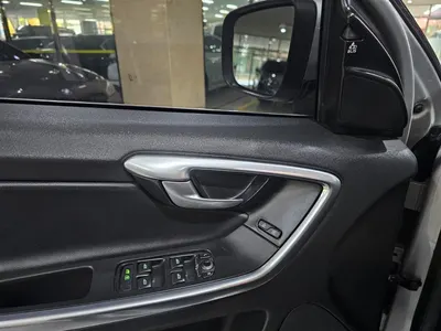 Volvo XC60 D4 2013 19