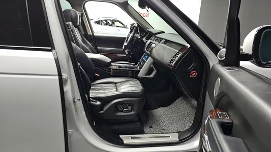 Land Rover 4 4.4 SDV8 AB 2015 11