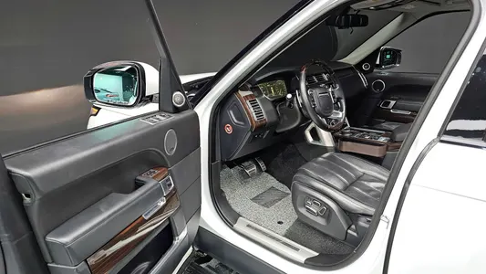 Land Rover 4 4.4 SDV8 AB 2015 10