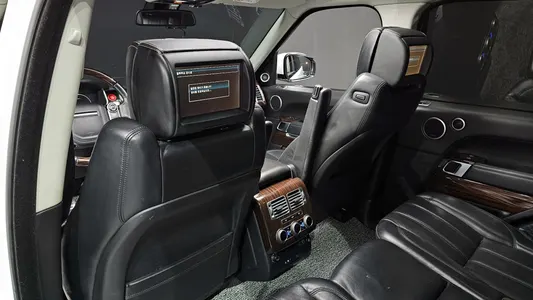 Land Rover 4 4.4 SDV8 AB 2015 19