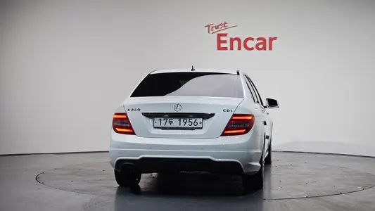 Mercedes-Benz C-Class W204 C220 CDI 2014 4