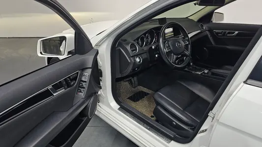 Mercedes-Benz C-Class W204 C220 CDI 2014 11