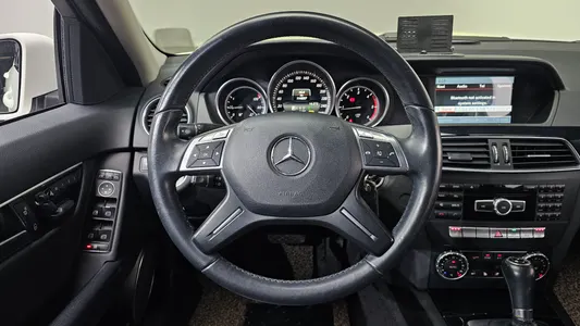Mercedes-Benz C-Class W204 C220 CDI 2014 13