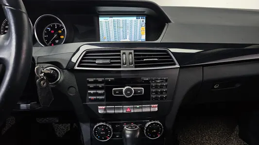 Mercedes-Benz C-Class W204 C220 CDI 2014 14