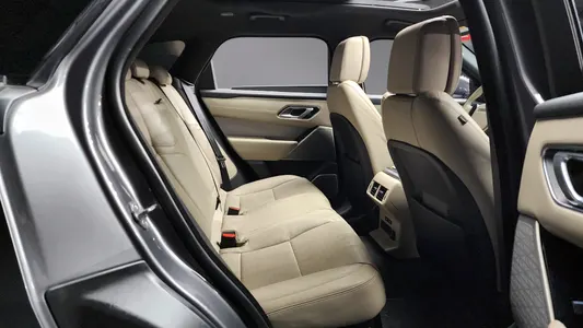 Land Rover 레인지로버 벨라 3.0 D300 R- HSE 2018 12
