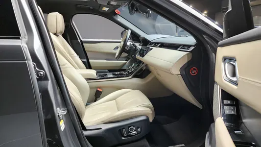 Land Rover 레인지로버 벨라 3.0 D300 R- HSE 2018 10