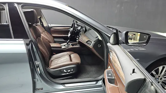 BMW 6 Series GT (G32) 640i xDrive 2018 11