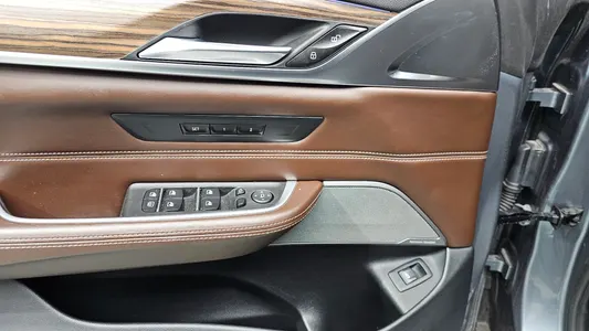 BMW 6 Series GT (G32) 640i xDrive 2018 18